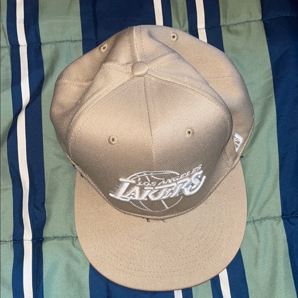 Los Angeles Lakers Tan Cap